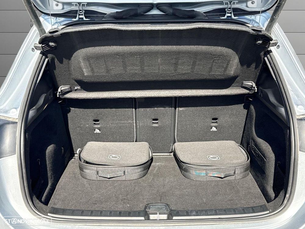 Mercedes-Benz GLA 250 e AMG Line - 21