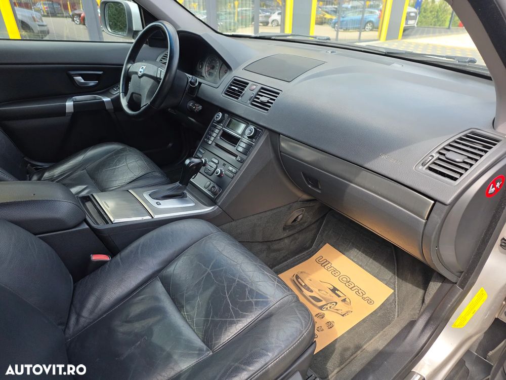 Volvo XC 90 D5 Aut. Momentum - 11