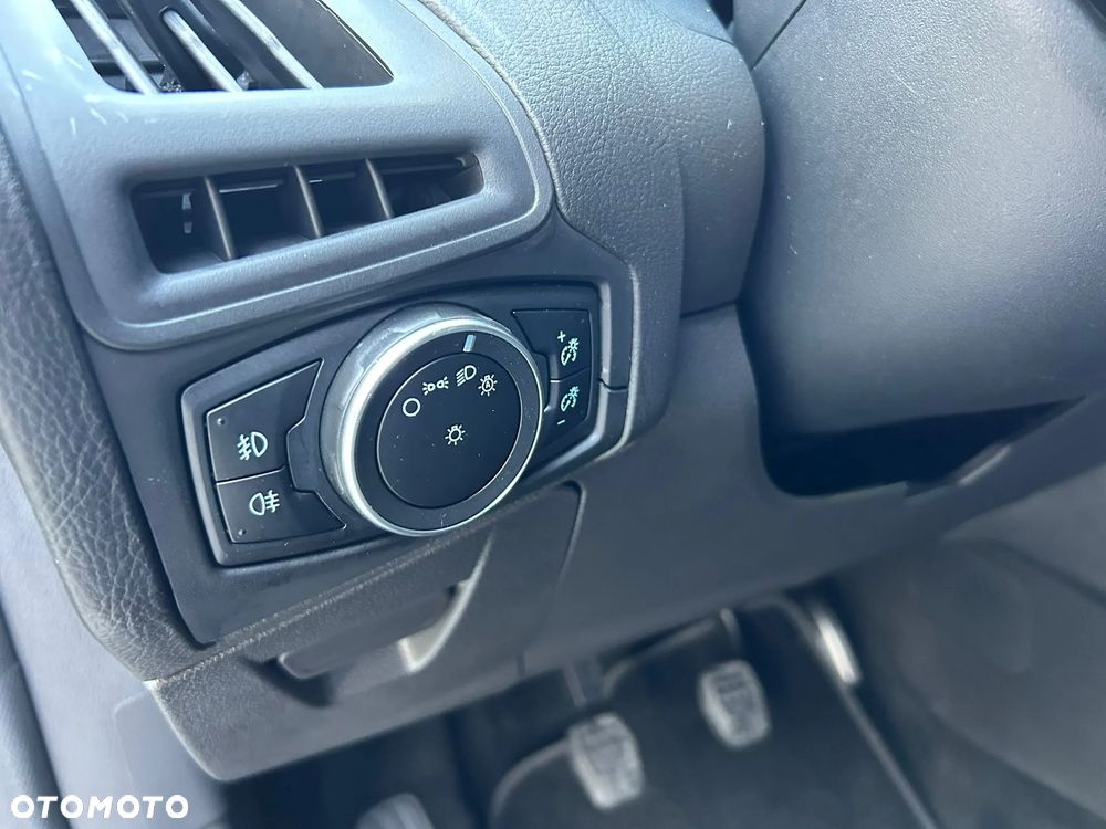 Ford Focus 1.5 EcoBoost STart-Stopp-System ST-Line - 21