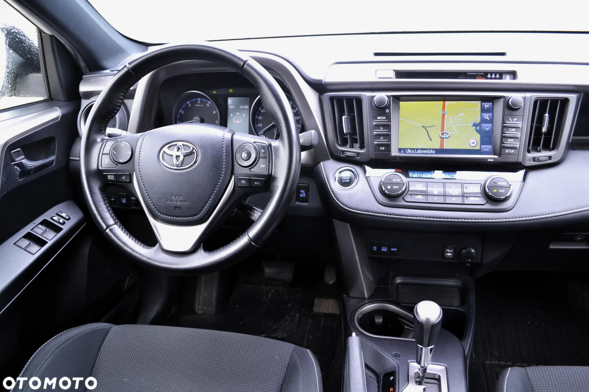 Toyota RAV4 2.0 Premium 4x4 MS - 9