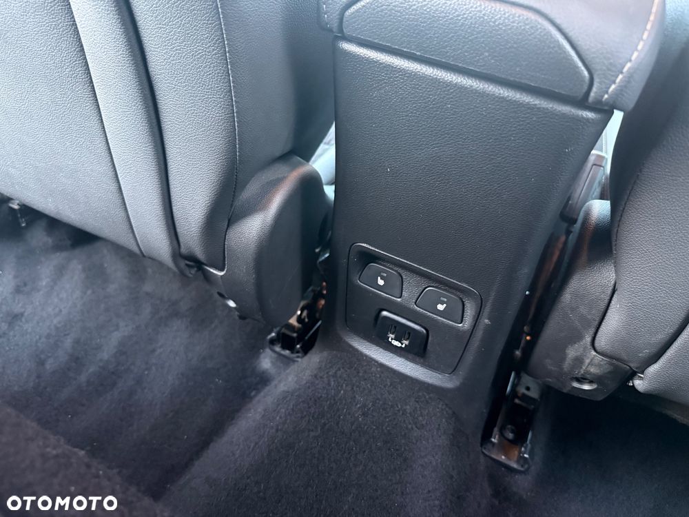 Opel Astra 1.4 Turbo Business - 35