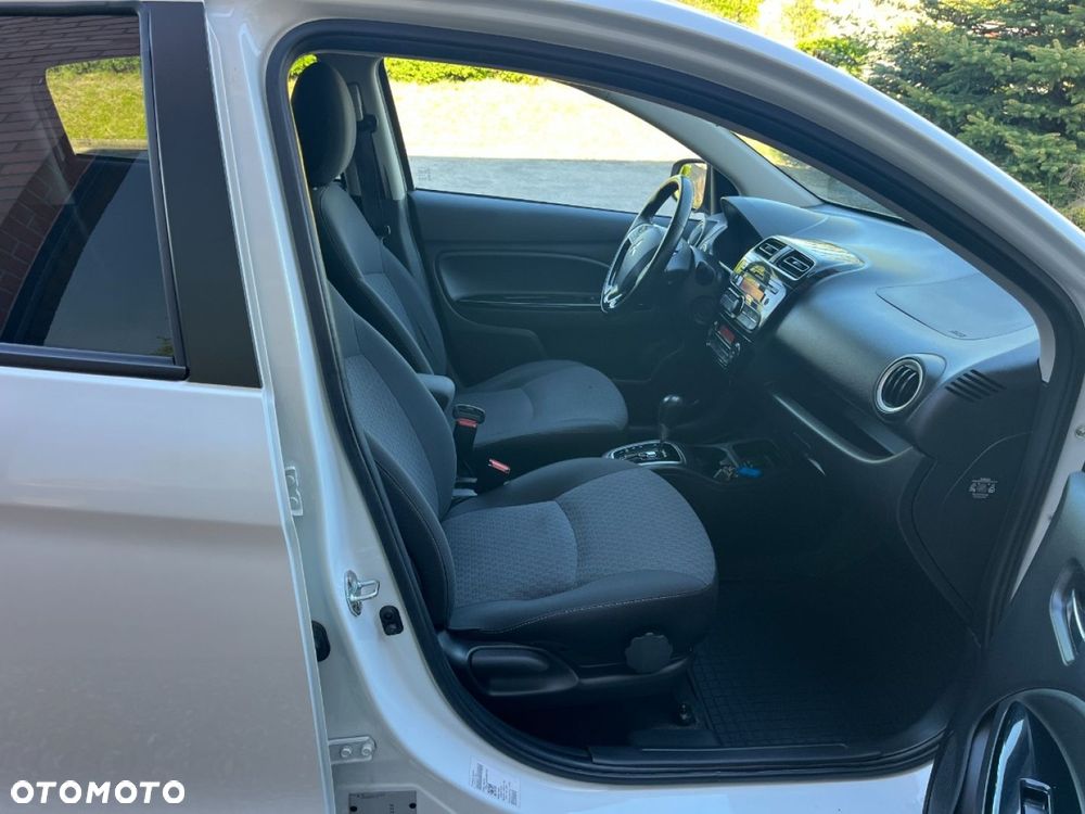 Mitsubishi Space Star 1.2 AS&G Instyle CVT - 17