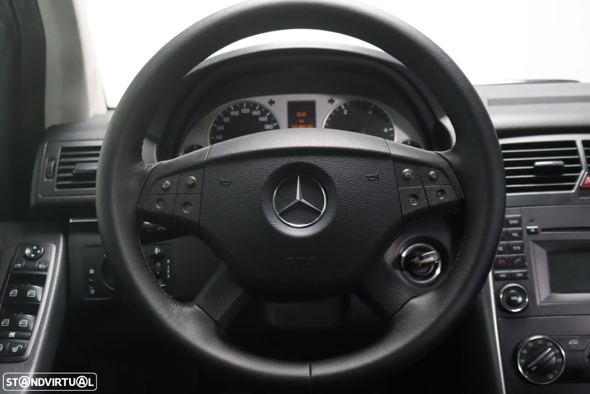 Mercedes-Benz B 180 CDi - 10