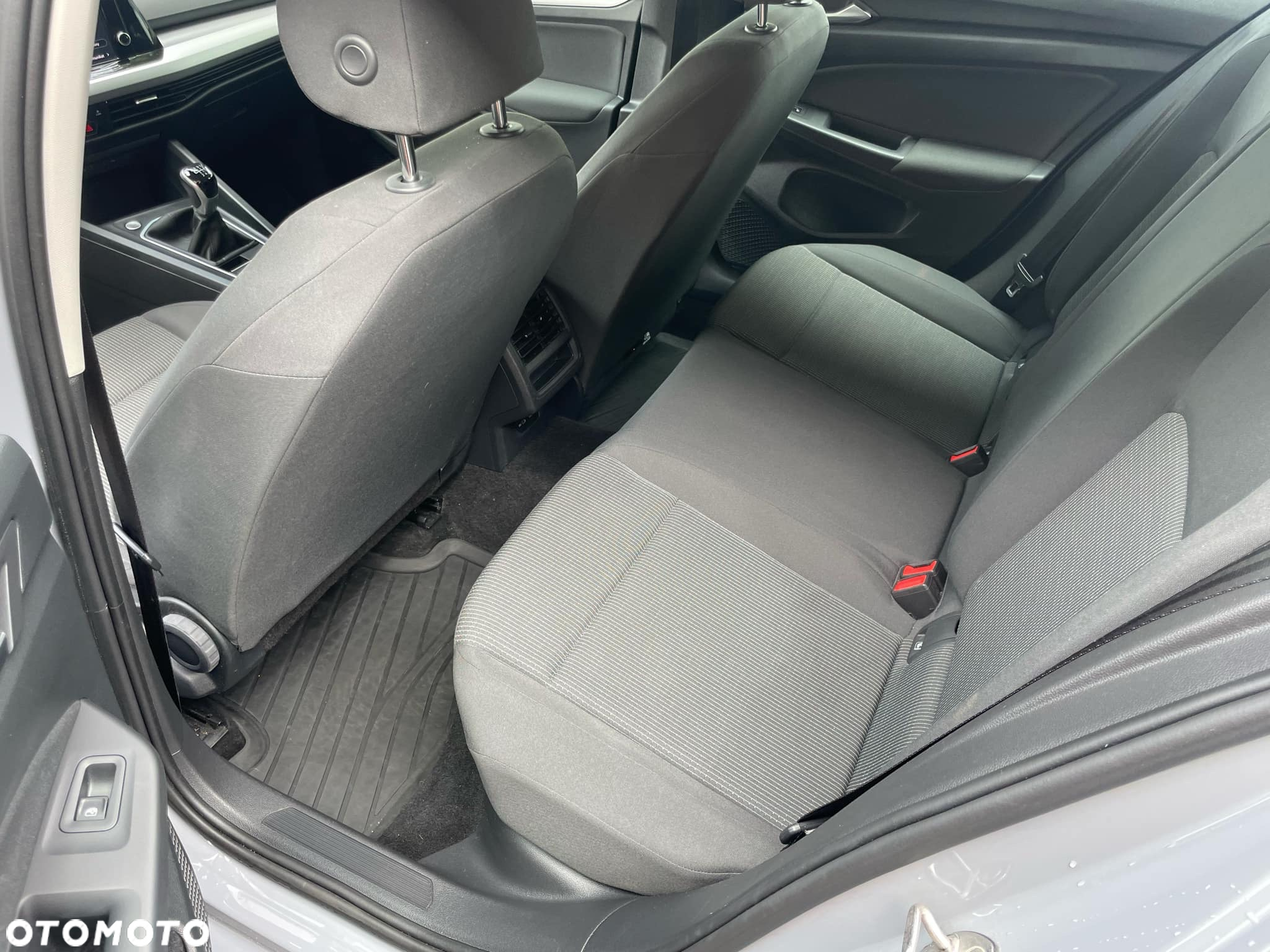 Volkswagen Golf VIII 1.0 TSI - 10