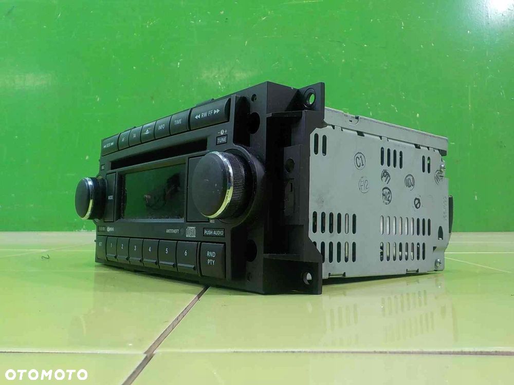 CHRYSLER 300C 3.0 CRD 06r SEDAN 4D radio nawigacja P05064067AE - 3