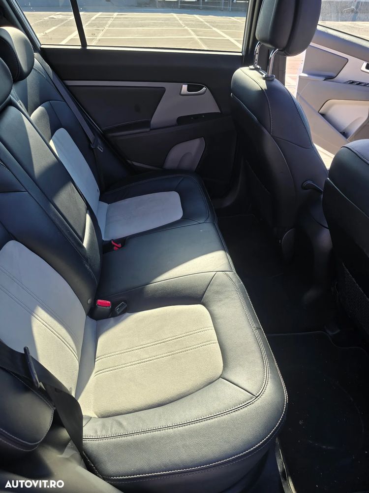 Kia Sportage 2.0 CRDI 184 AWD Aut. Platinum Edition - 16