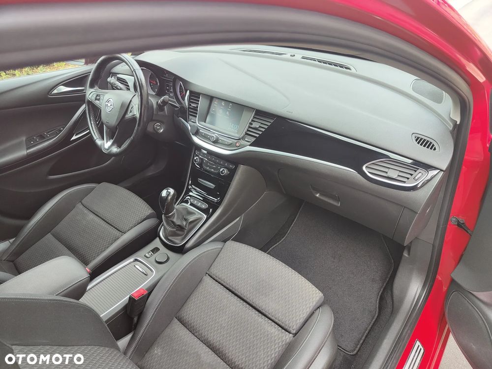 Opel Astra 1.4 Turbo Sports Tourer Innovation - 17