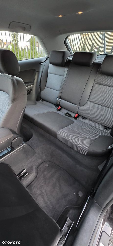 Audi A3 Sportback 2.0 TDI DPF Ambiente - 5