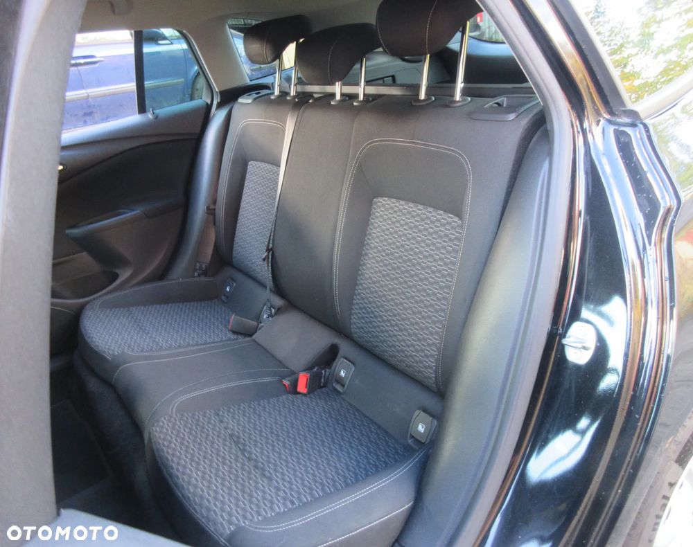 Opel Astra 1.4 Turbo Dynamic - 22