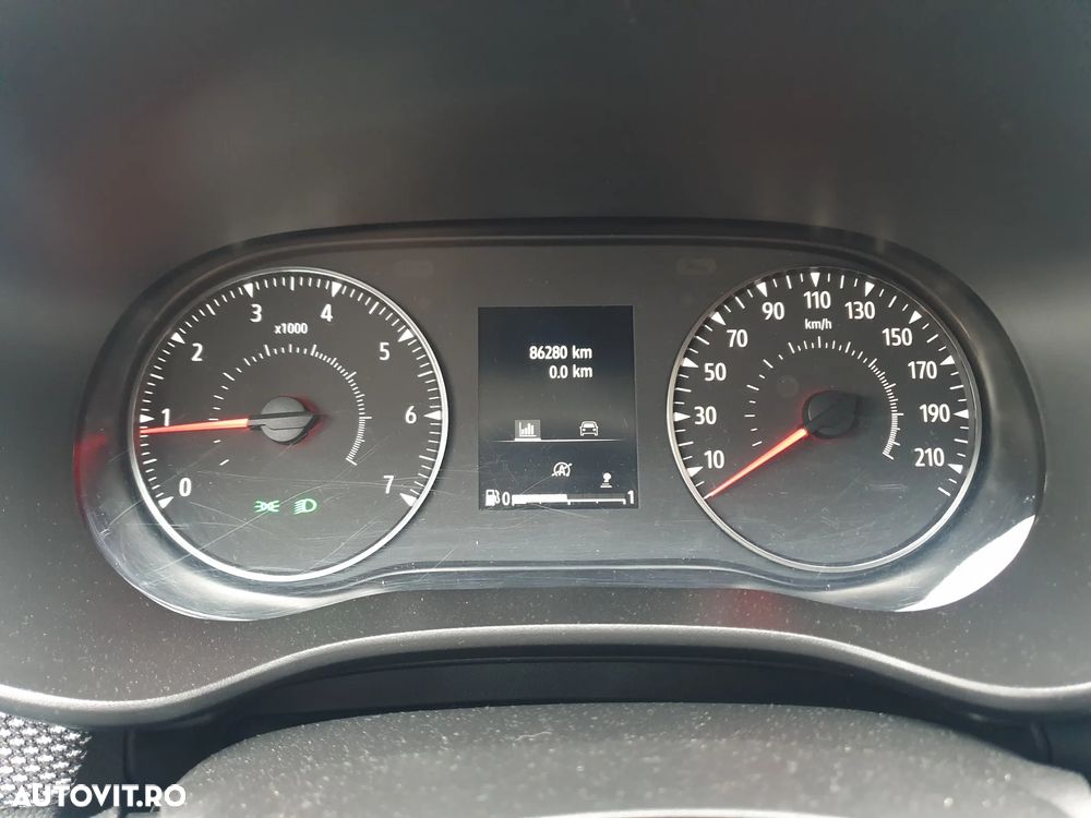 Dacia Logan TCe 90 MT6 Prestige - 34