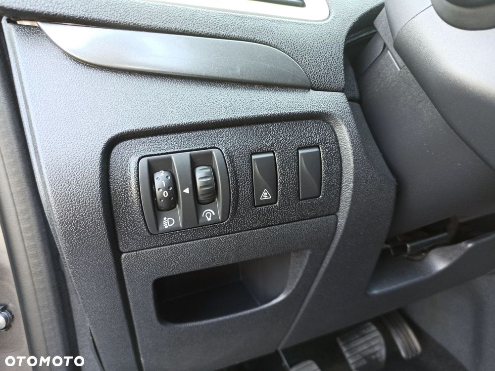 Renault Scenic - 19