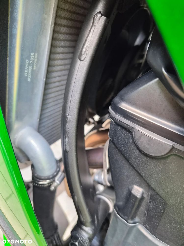 Kawasaki Ninja 1000 SX - 22