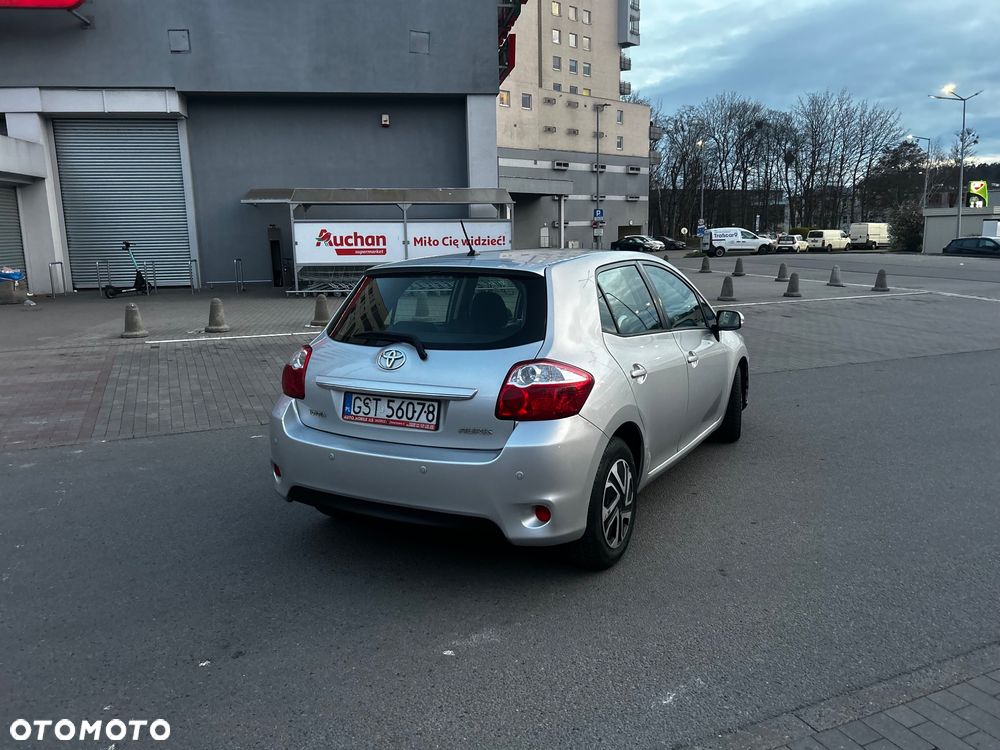 Toyota Auris 1.4 D-4D Life - 4