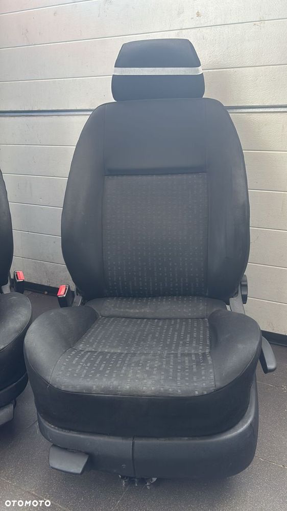 Fotel kierowcy pasażera kanapa VW Golf IV 5D - 2