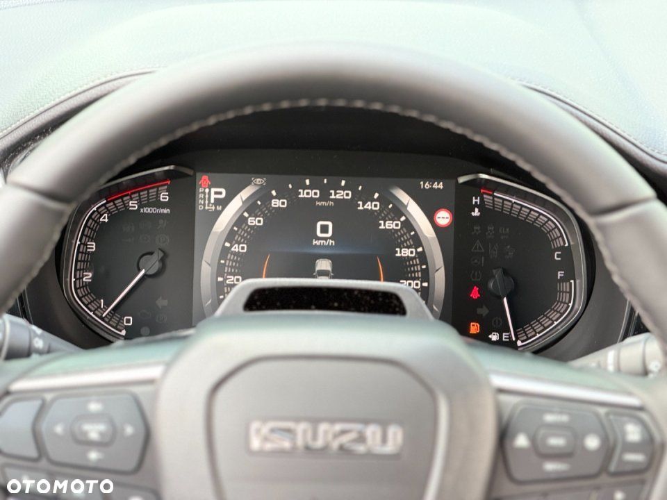 Isuzu D-Max - 12