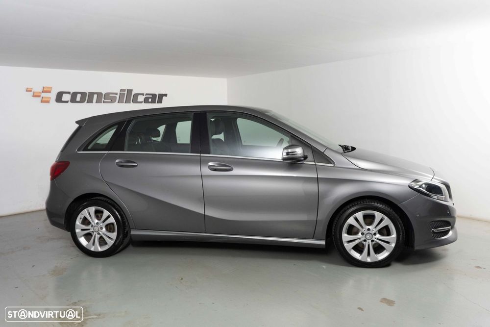 Mercedes-Benz B 180 d Style - 7