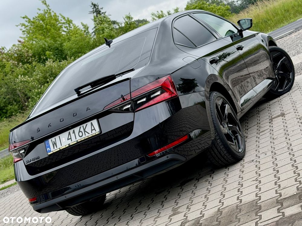 Skoda Superb 2.0 TDI Sportline - 25