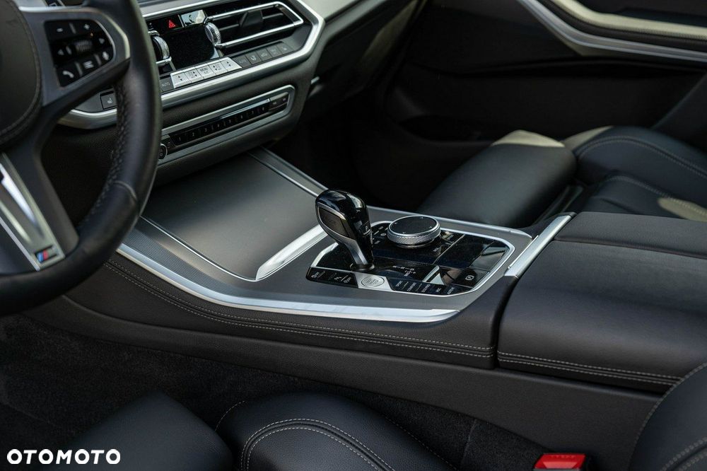 BMW X5 xDrive25d - 27