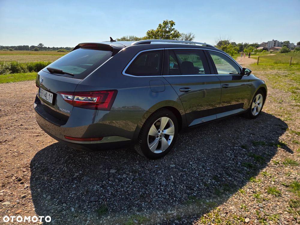 Skoda Superb 1.6 TDI Ambition - 4