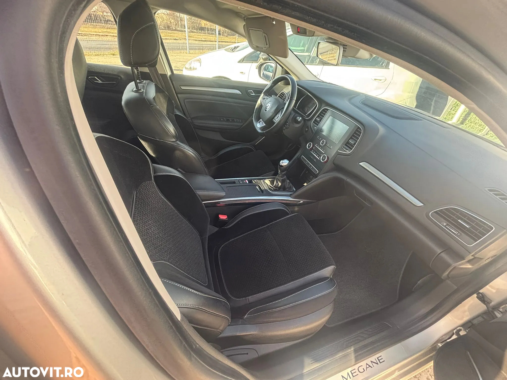 Renault Megane Estate 1.5 dCI Intens - 15