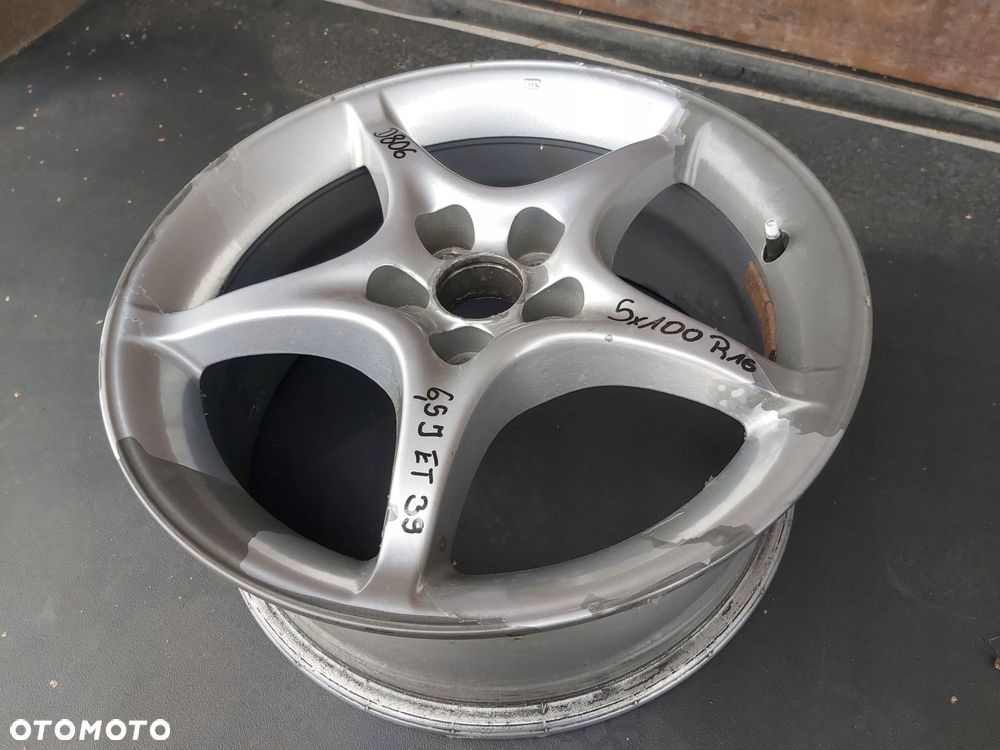Toyota Celica VII 1,8 alufelga 16 felga 5x100 - 2