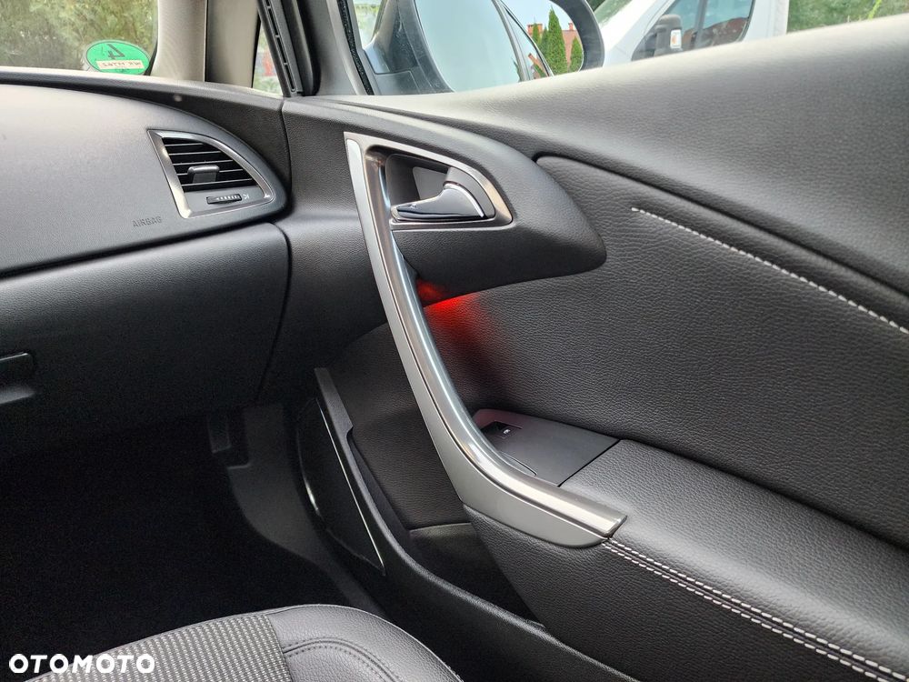 Opel Astra 1.4 Turbo Cosmo - 39
