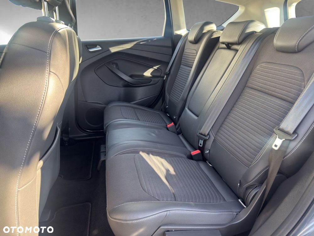 Ford Kuga 1.5 TDCi FWD Titanium - 13