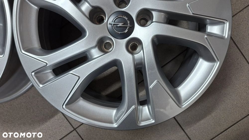Felgi Aluminiowe 17 Opel Vivaro C Zafira C Peugeot Expert 5x108 ET 46 - 6