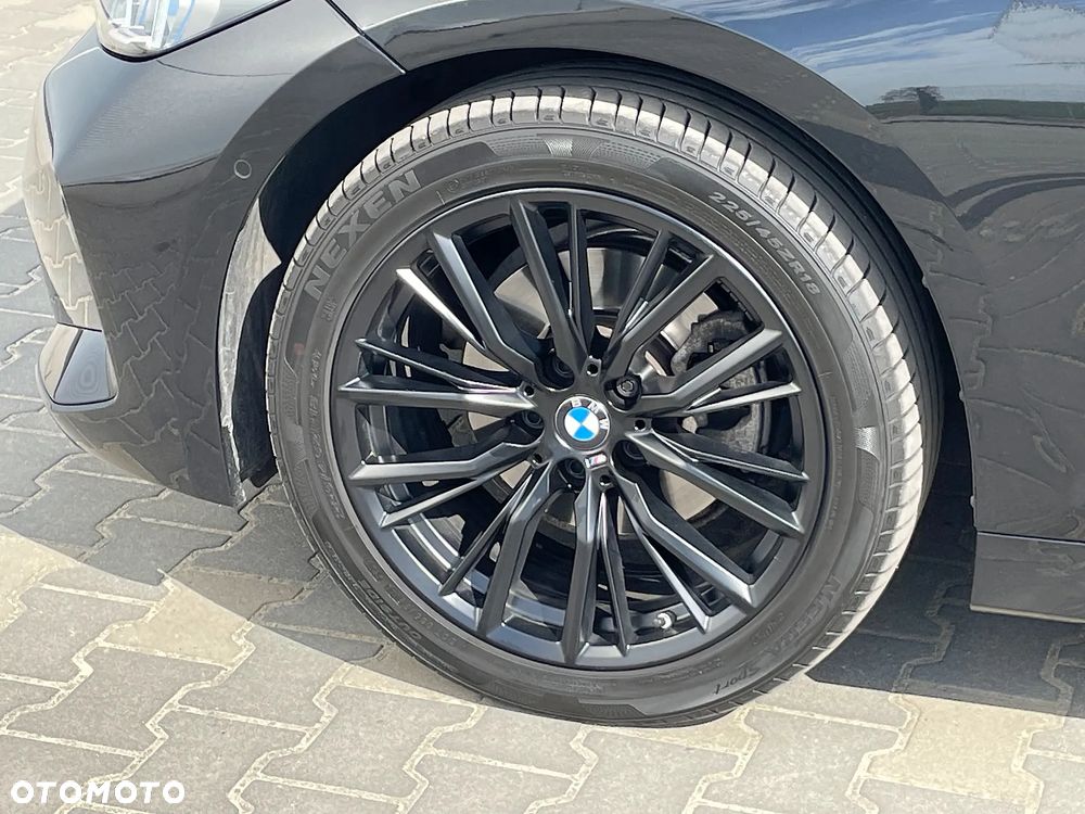 BMW Seria 3 320d xDrive MHEV M Sport sport - 37
