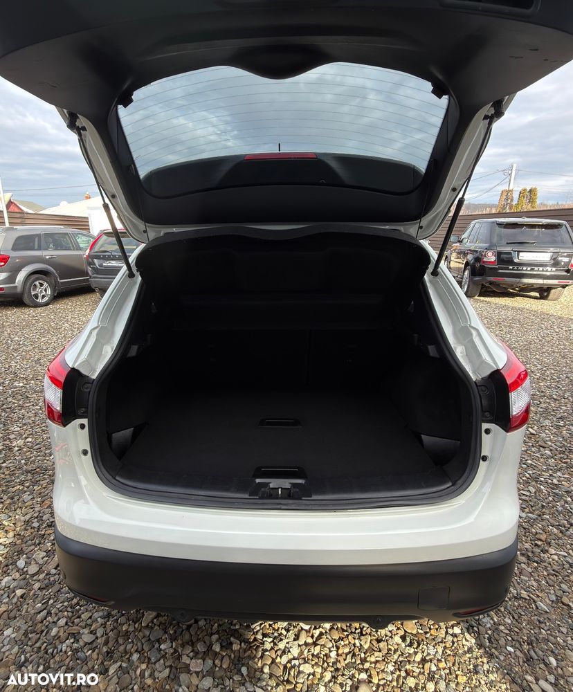 Nissan Qashqai 1.5 DCI TEKNA - 22