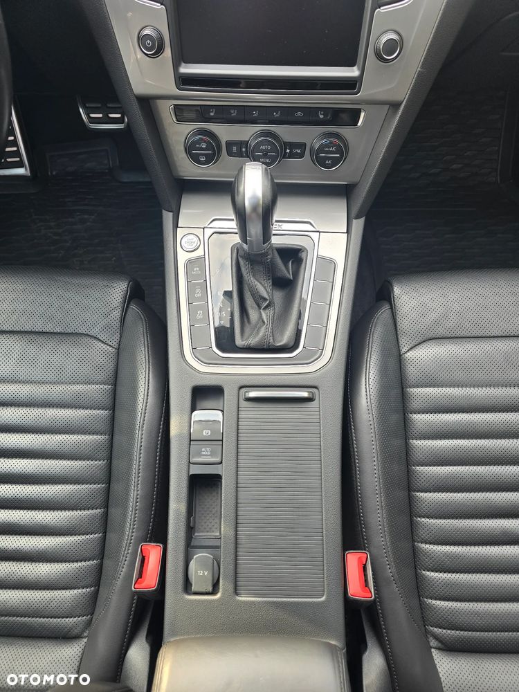 Volkswagen Passat Alltrack 2.0 TDI Bi-Turbo SCR 4Mot DSG - 11