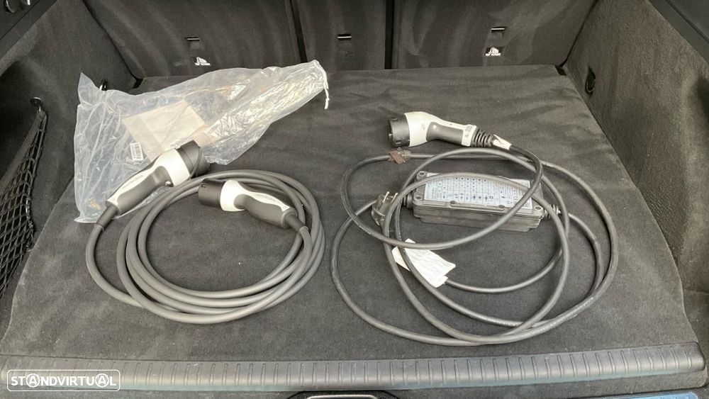 Mercedes-Benz GLC 300 de 4Matic - 11