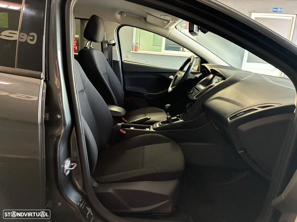 Ford Focus SW 1.5 TDCi Trend+ - 30