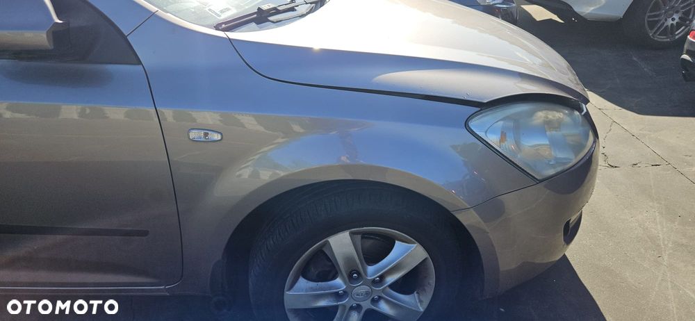 KIA CEED I 06-09 1.6 CRDI - RADIOODTWARZACZ - 12