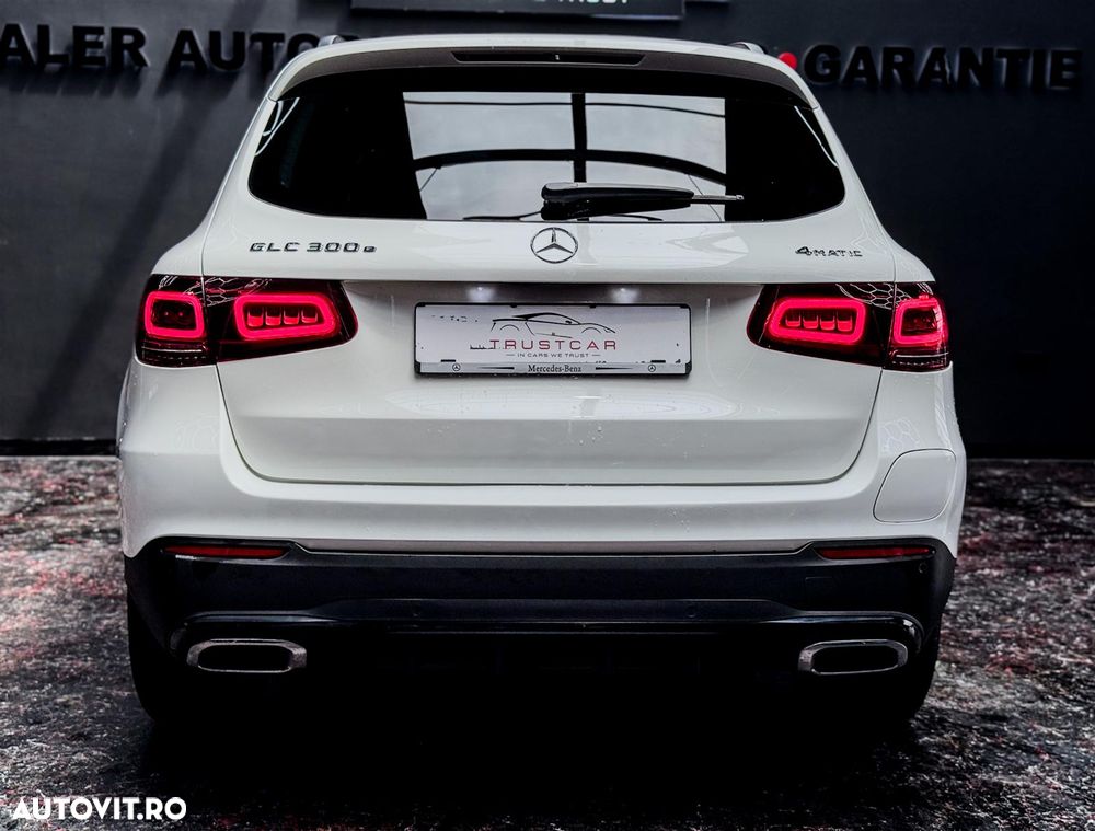 Mercedes-Benz GLC ver-350-e-4matic - 17