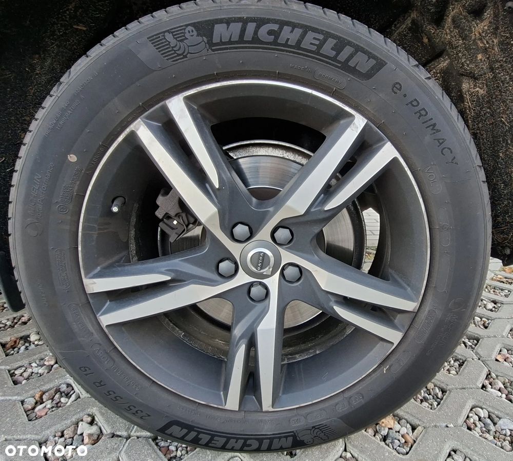 Volvo XC 60 T4 R-Design - 17