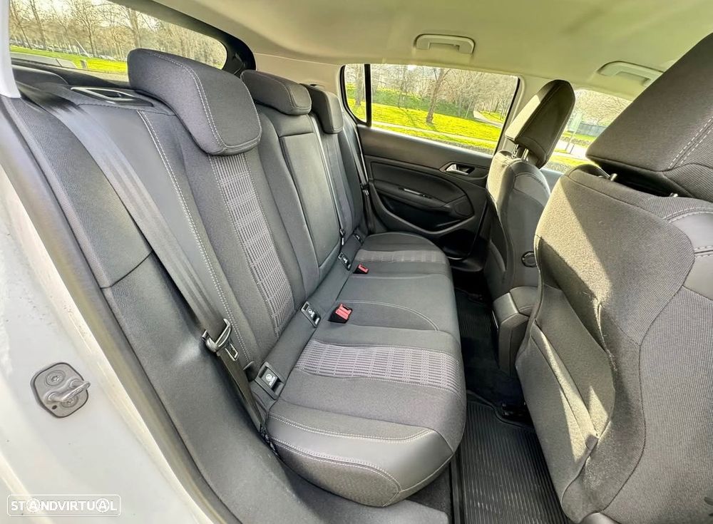 Peugeot 308 1.5 BlueHDi Allure Pack - 6