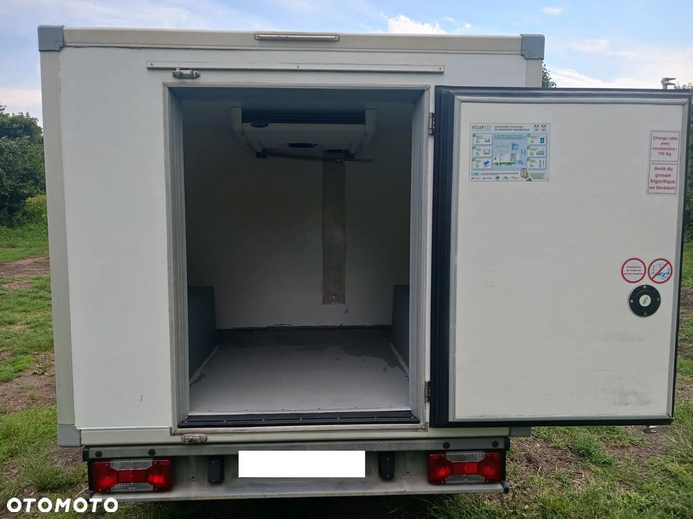 Fiat Doblo 1.3 JTD 2015r Izoterma chlodnia Mroźnia Agregat 230V lodziarka mrożonka - 22