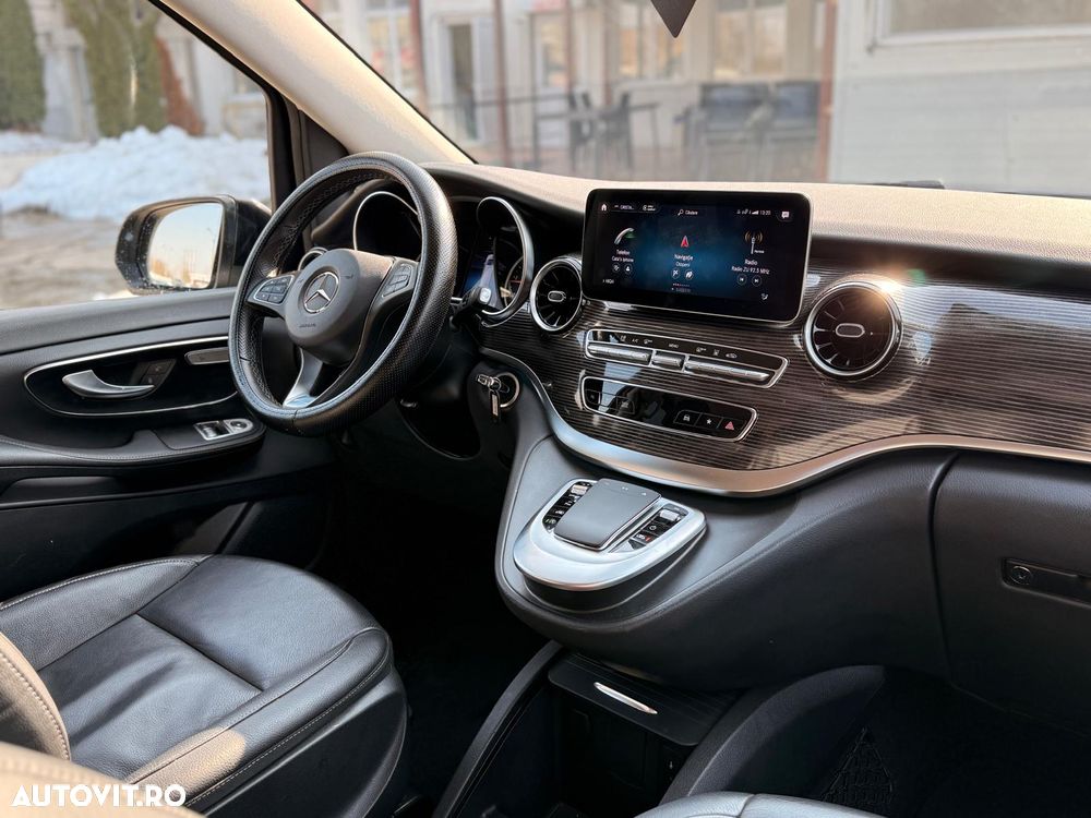 Mercedes-Benz V 300 d Extralang 4Matic 9G-TRONIC Avantgarde - 12