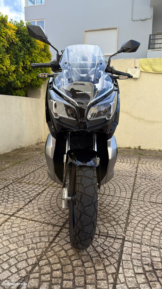 QJ Motor ATR 125 - 2