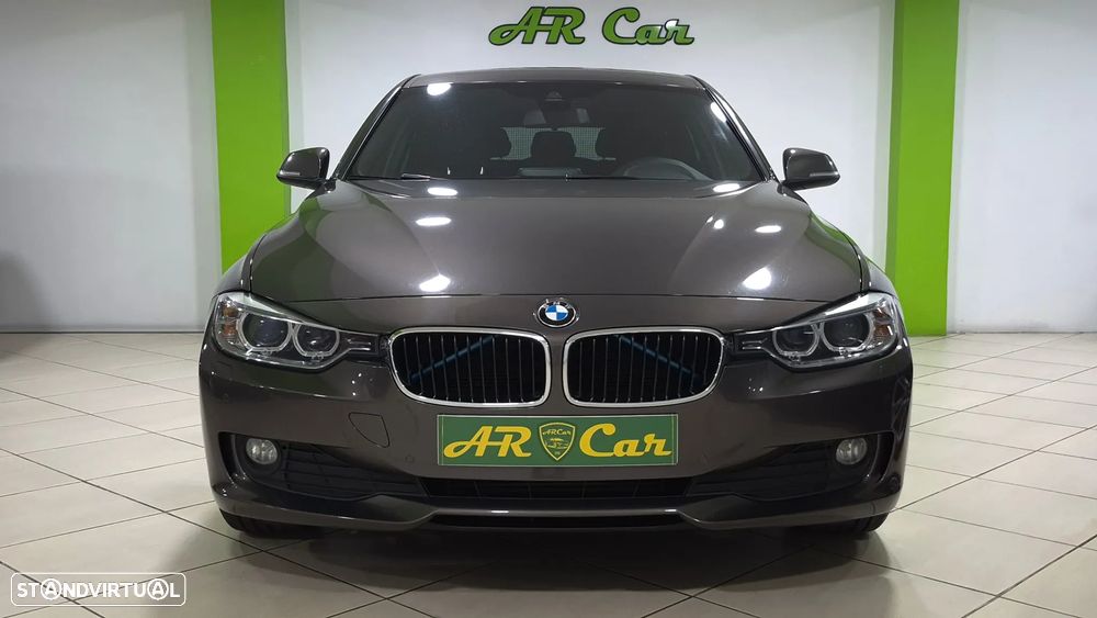 BMW 320 d Sport-Aut. Efficient Dynamics Edition - 2