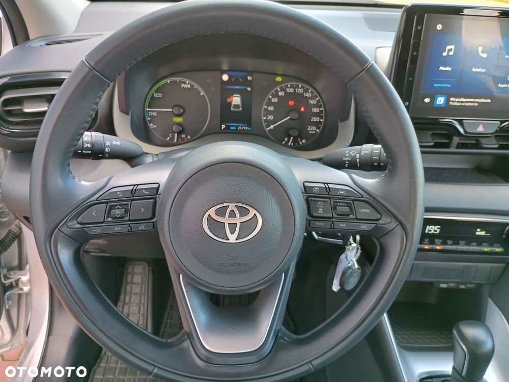 Toyota Yaris - 10