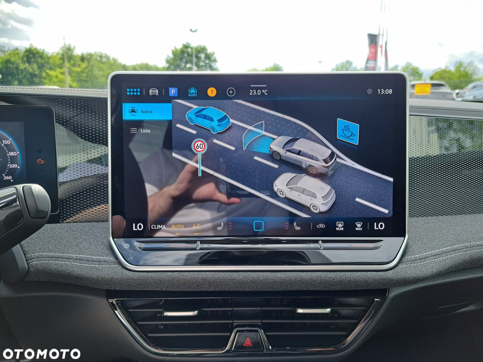 Volkswagen Passat 1.5 TSI ACT mHEV DSG - 31