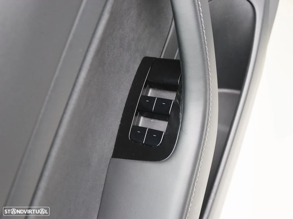 Tesla Model 3 Tração Traseira - 19