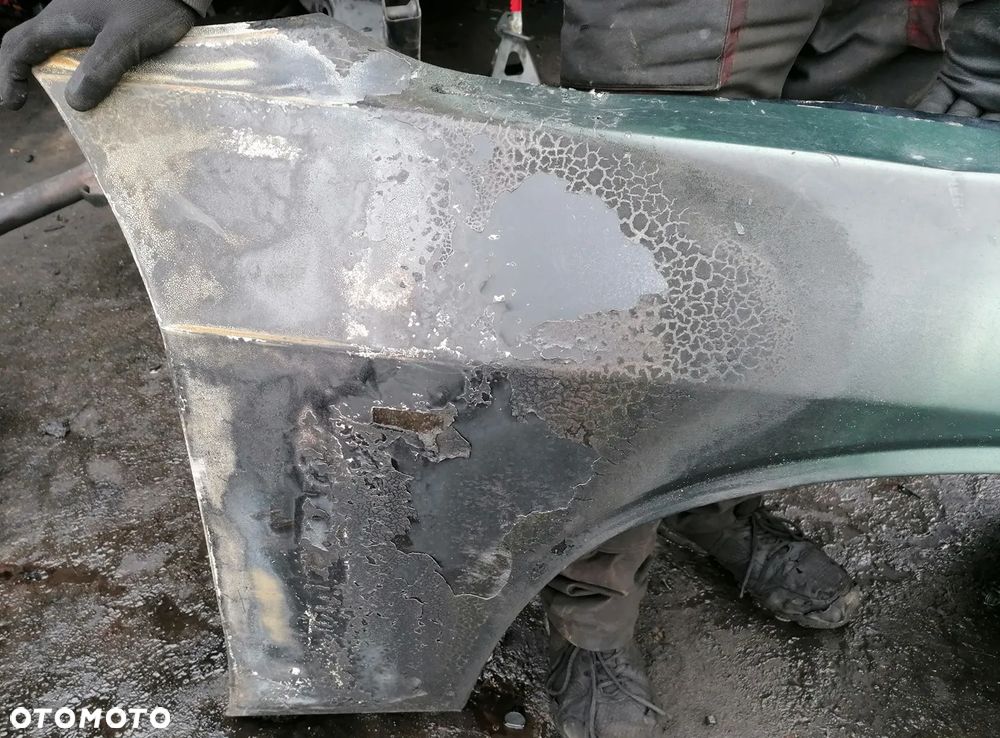 DODGE CHALLENGER 13r BŁOTNIK PRAWY PRZÓD - 2