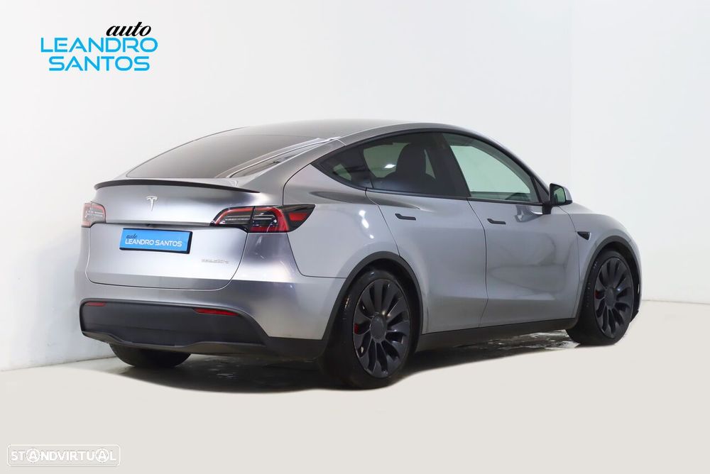 Tesla Model Y Performance Tração Integral - 3