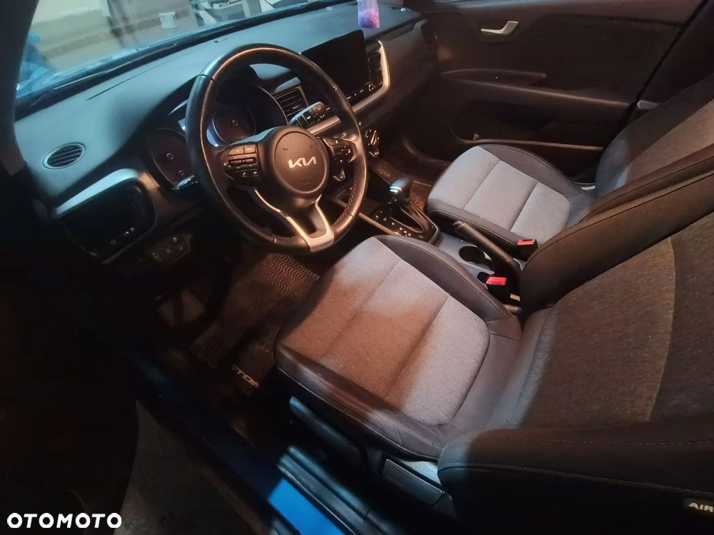 Kia Stonic 1.0 T-GDI M DCT - 4
