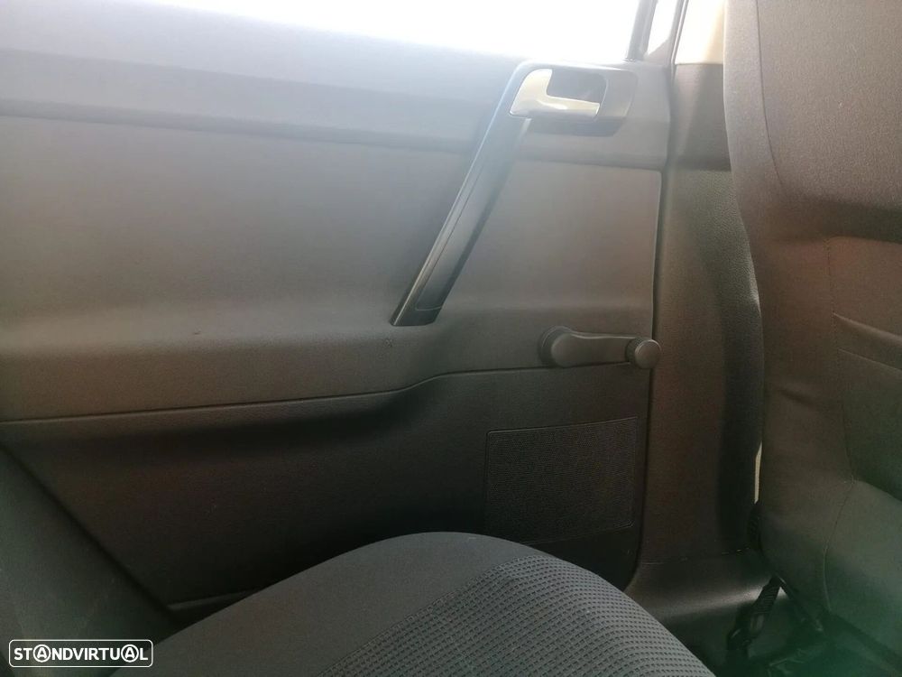 VW Polo 1.2 Confortline - 24