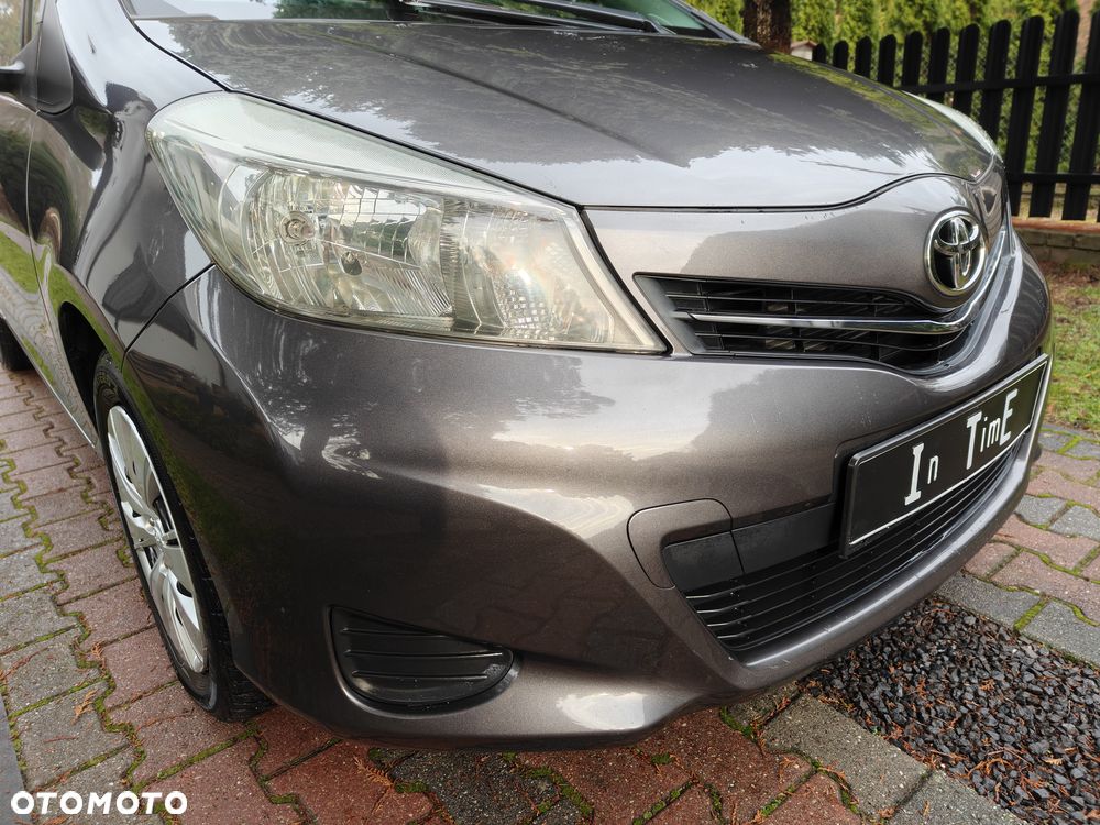Toyota Yaris - 14