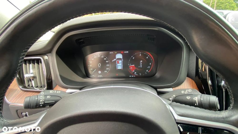 Volvo XC 60 B5 D AWD Geartronic Inscription - 16